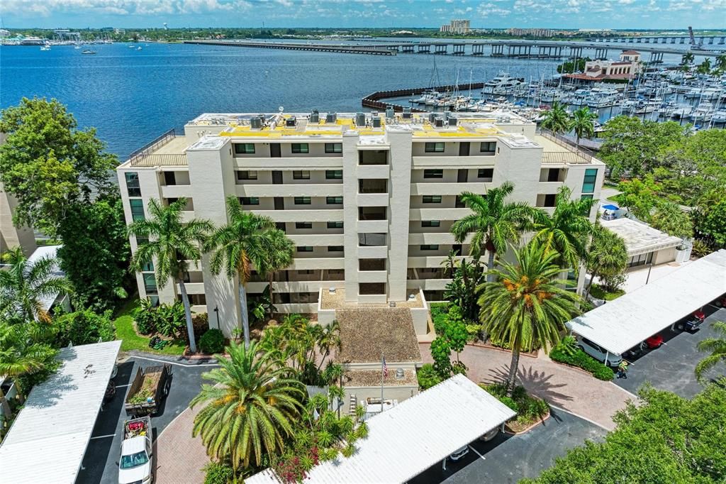 待售: $399,000 (2 贝兹, 2 浴室, 1152 平方英尺)