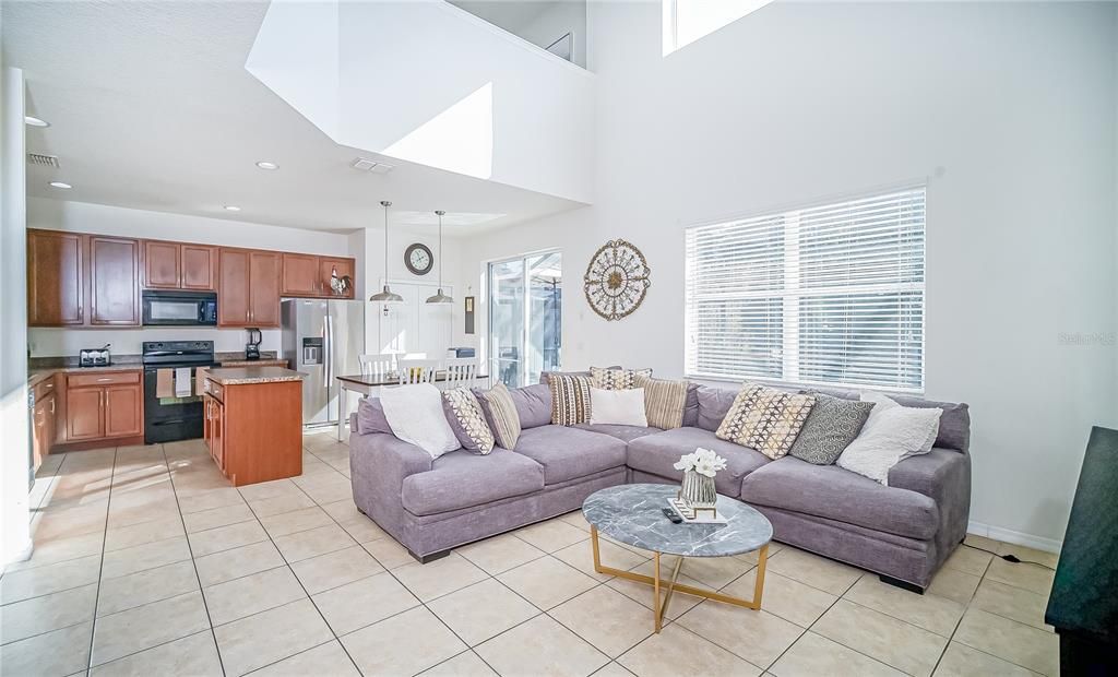 En Renta: $3,350 (6 camas, 4 baños, 2874 Pies cuadrados)