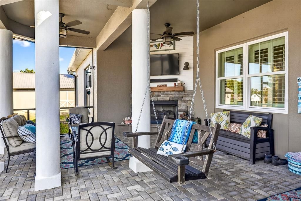 For Sale: $969,900 (5 beds, 3 baths, 2446 Square Feet)