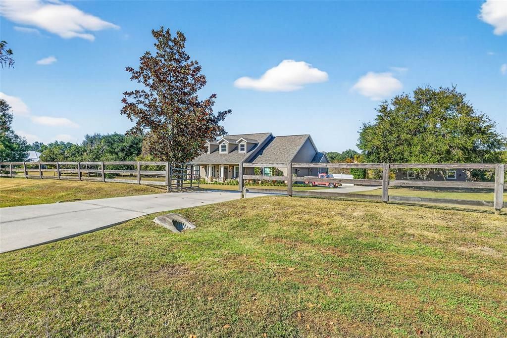 For Sale: $969,900 (5 beds, 3 baths, 2446 Square Feet)