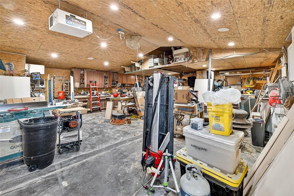 For Sale: $969,900 (5 beds, 3 baths, 2446 Square Feet)