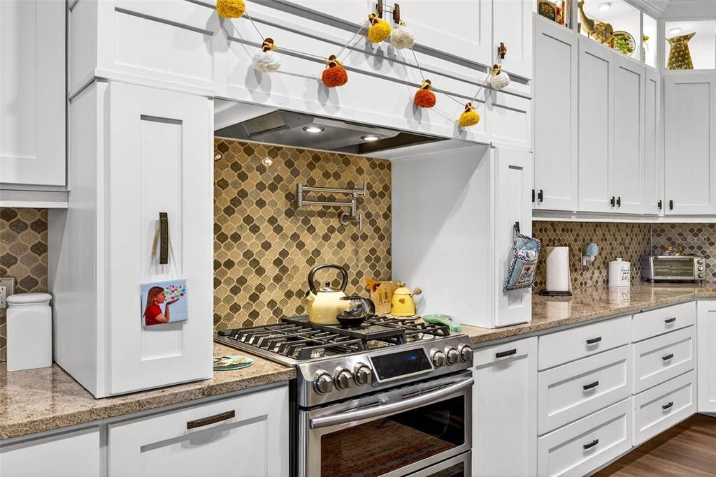 For Sale: $969,900 (5 beds, 3 baths, 2446 Square Feet)