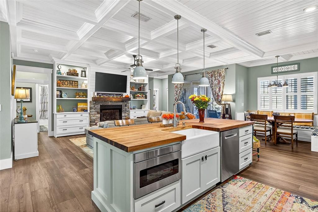 For Sale: $969,900 (5 beds, 3 baths, 2446 Square Feet)