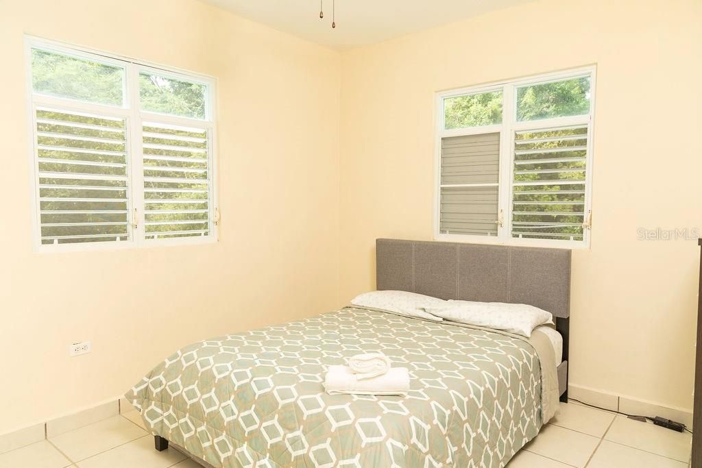 For Sale: $595,000 (3 beds, 3 baths, 1020 Square Feet)