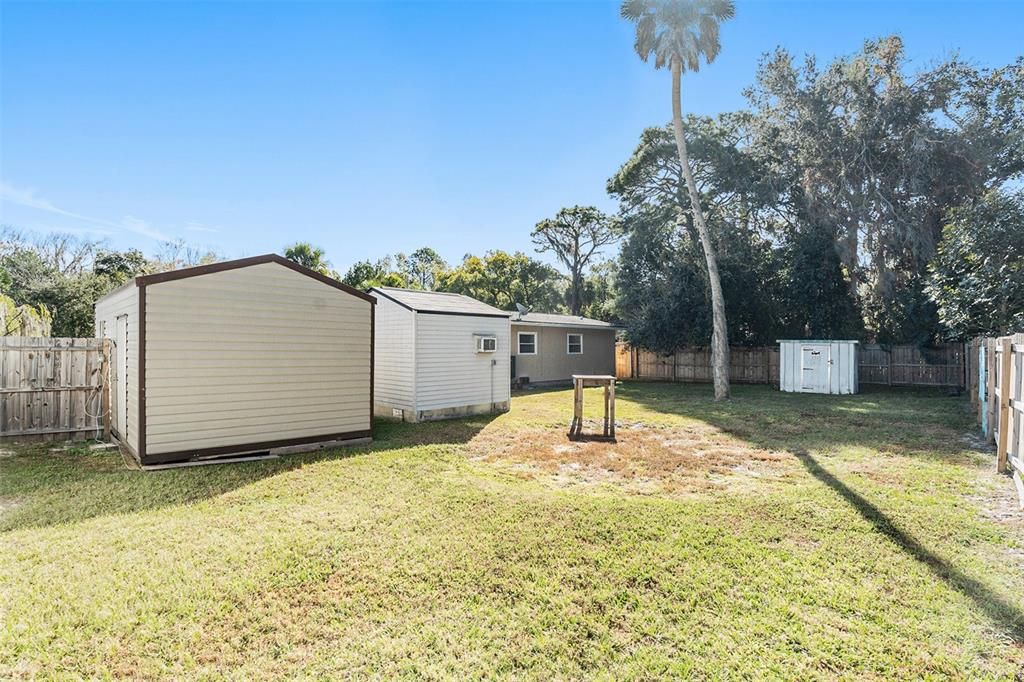 For Sale: $250,000 (3 beds, 2 baths, 1020 Square Feet)