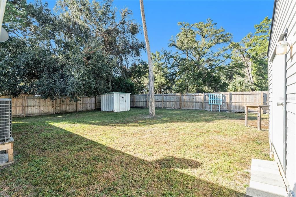 For Sale: $250,000 (3 beds, 2 baths, 1020 Square Feet)