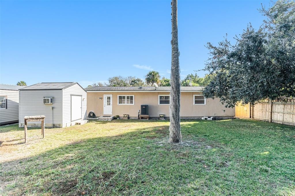 For Sale: $250,000 (3 beds, 2 baths, 1020 Square Feet)