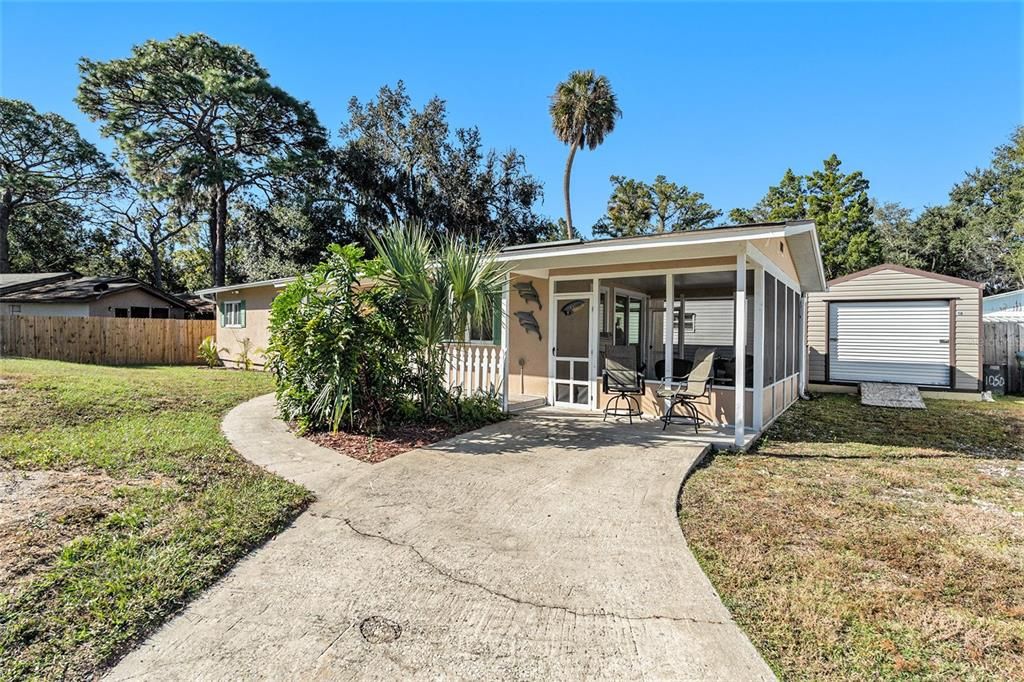 For Sale: $250,000 (3 beds, 2 baths, 1020 Square Feet)