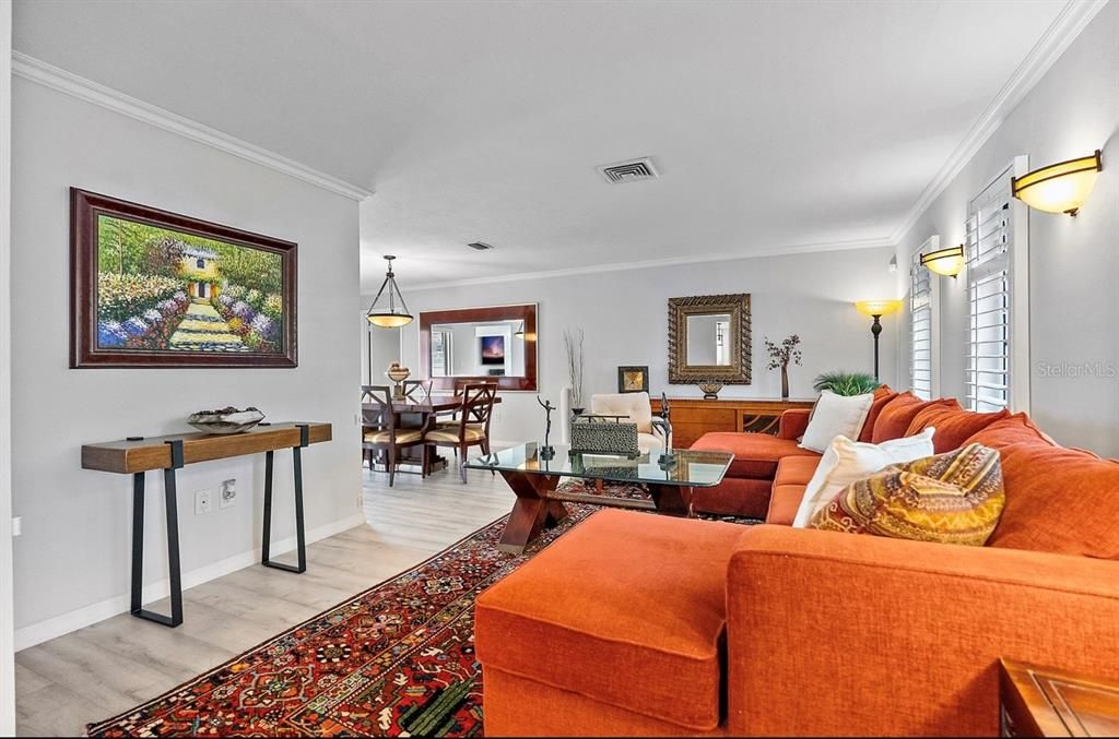 出租: $4,200 (3 贝兹, 2 浴室, 1865 平方英尺)