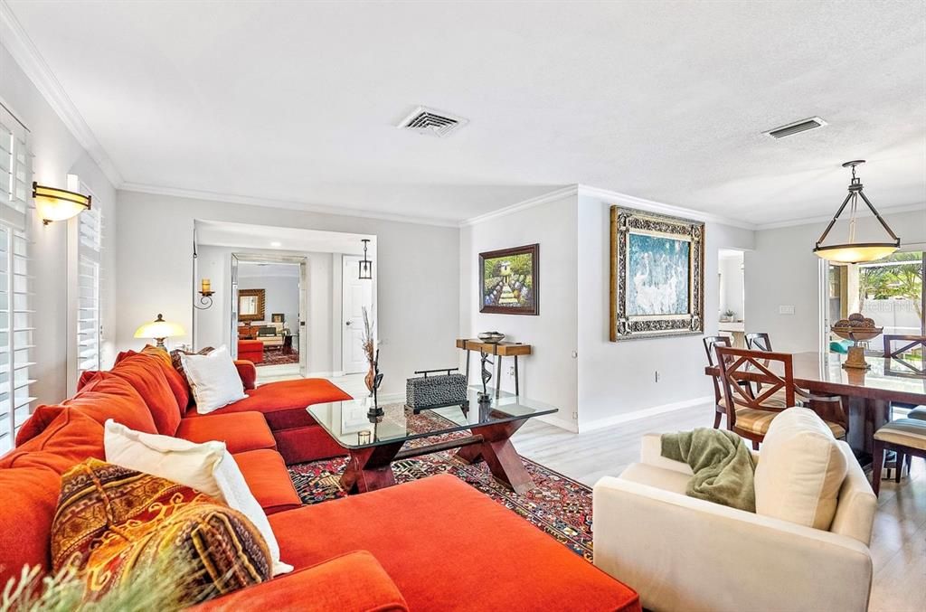 出租: $4,200 (3 贝兹, 2 浴室, 1865 平方英尺)