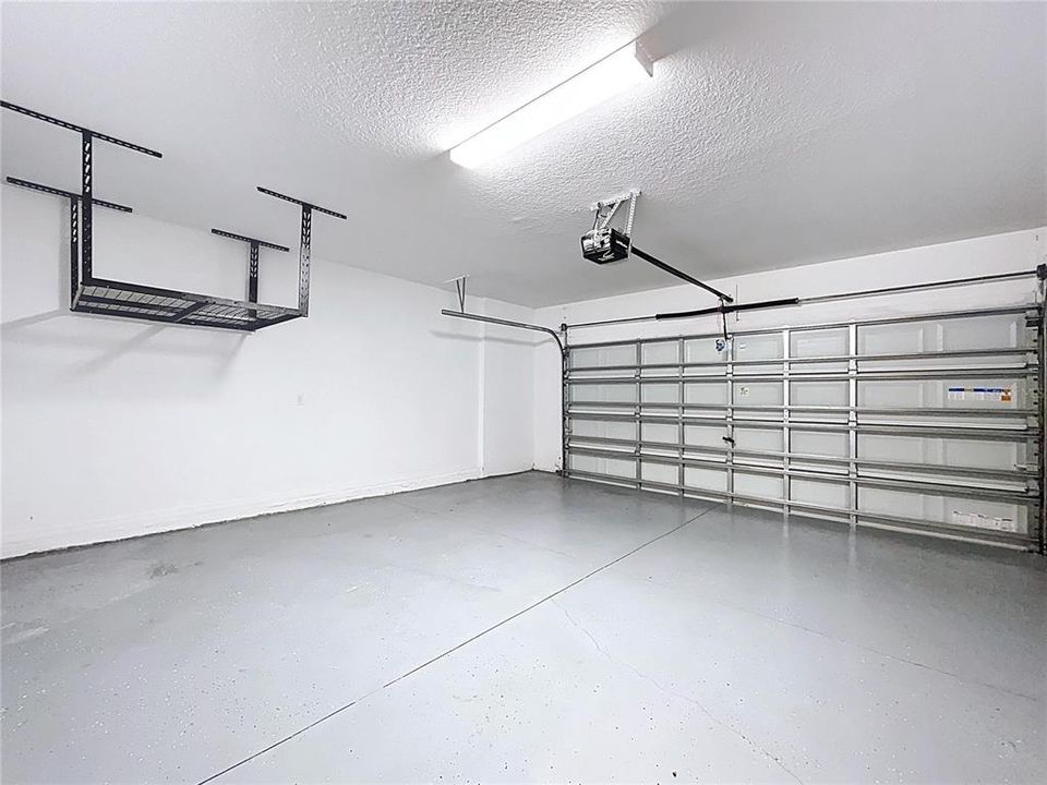 For Sale: $460,000 (6 beds, 3 baths, 3362 Square Feet)