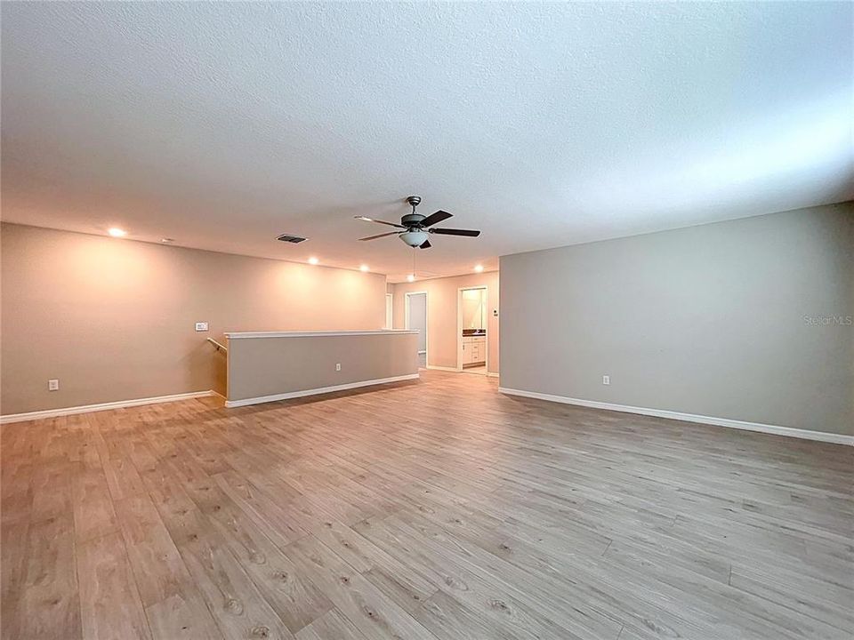 For Sale: $460,000 (6 beds, 3 baths, 3362 Square Feet)