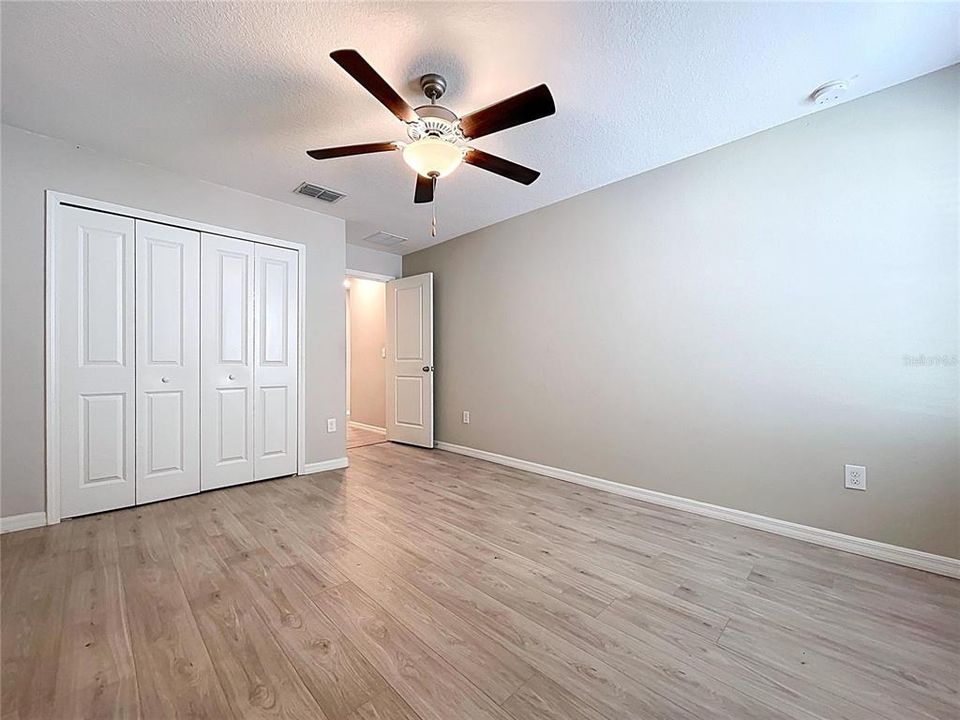 For Sale: $460,000 (6 beds, 3 baths, 3362 Square Feet)