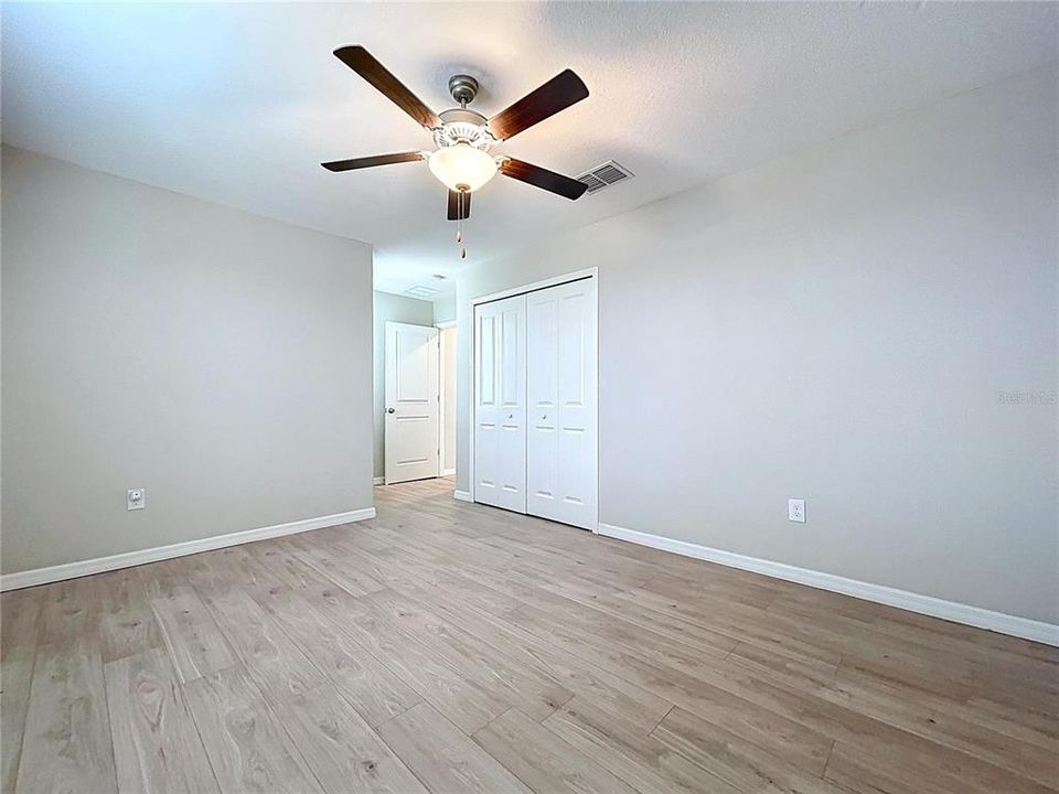 For Sale: $460,000 (6 beds, 3 baths, 3362 Square Feet)