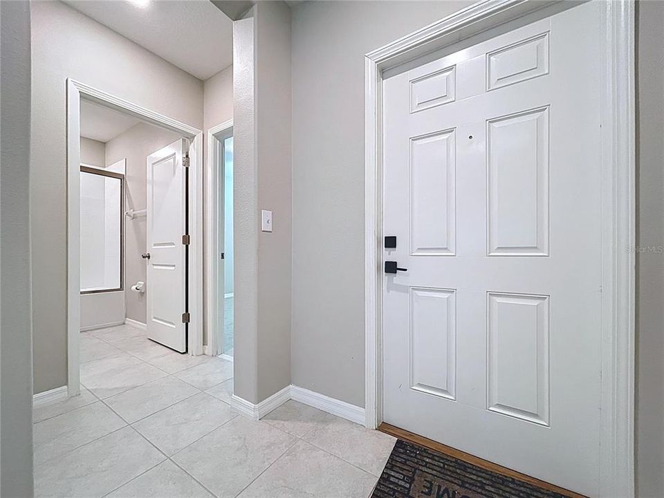 For Sale: $460,000 (6 beds, 3 baths, 3362 Square Feet)