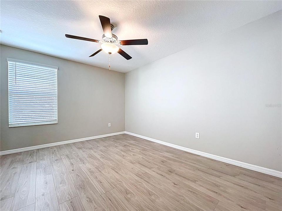 For Sale: $460,000 (6 beds, 3 baths, 3362 Square Feet)