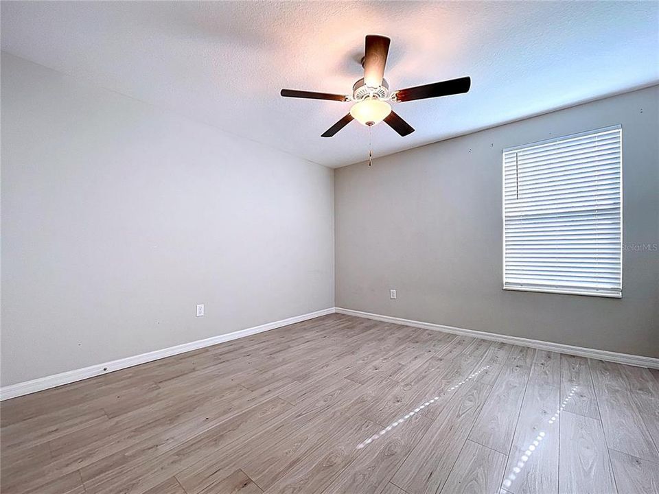 For Sale: $460,000 (6 beds, 3 baths, 3362 Square Feet)