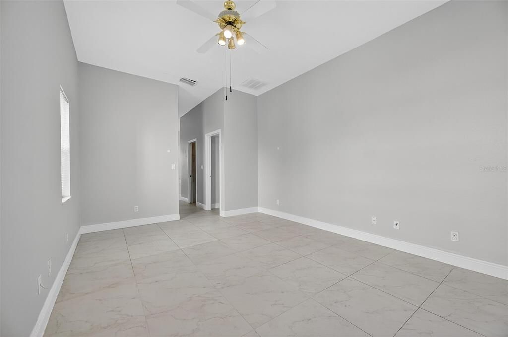 For Rent: $3,600 (3 beds, 2 baths, 2612 Square Feet)