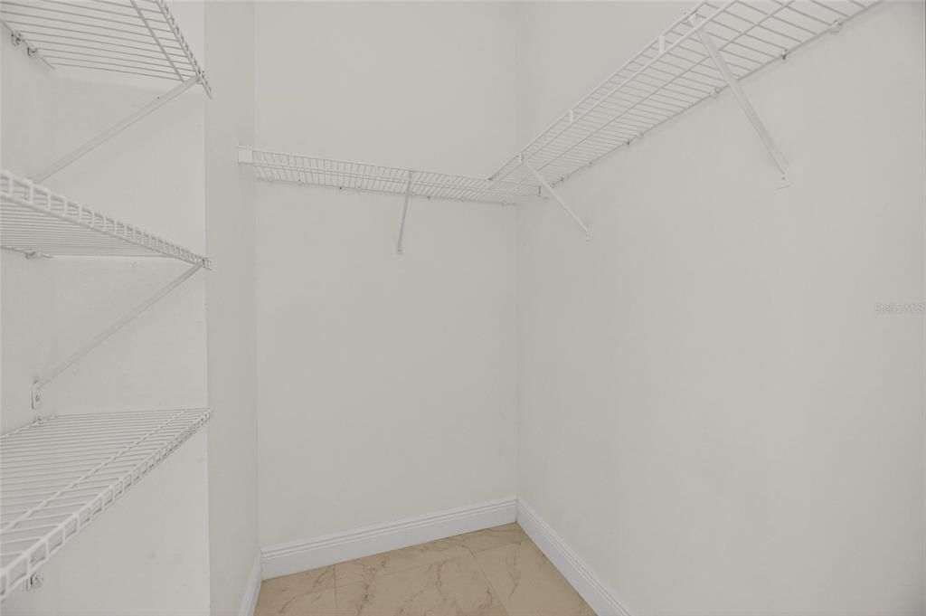 For Rent: $3,600 (3 beds, 2 baths, 2612 Square Feet)