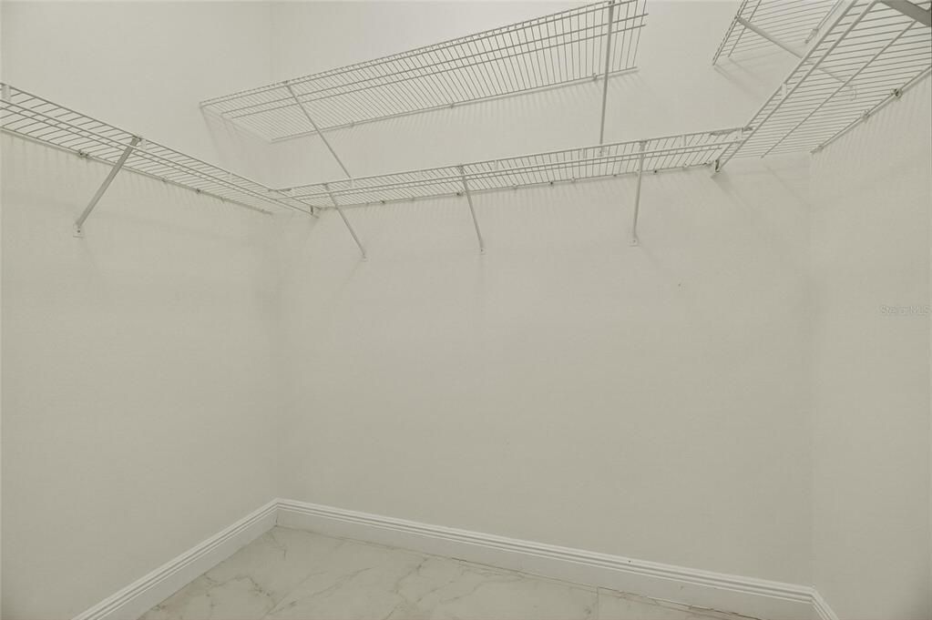 For Rent: $3,600 (3 beds, 2 baths, 2612 Square Feet)