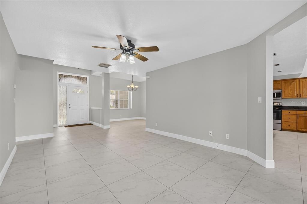 For Rent: $3,600 (3 beds, 2 baths, 2612 Square Feet)