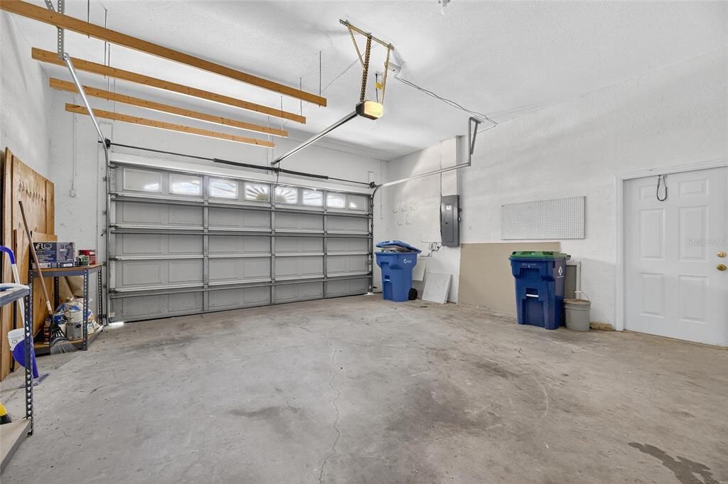 For Rent: $3,600 (3 beds, 2 baths, 2612 Square Feet)