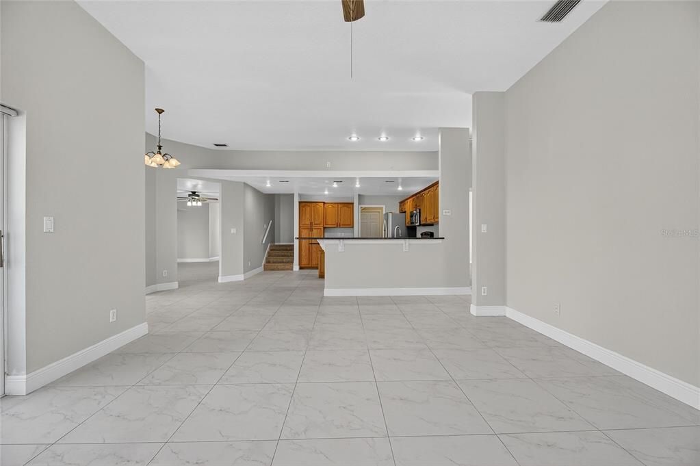 For Rent: $3,600 (3 beds, 2 baths, 2612 Square Feet)