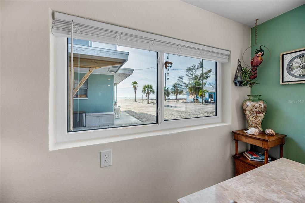 For Sale: $1,800,000 (2 beds, 2 baths, 1468 Square Feet)