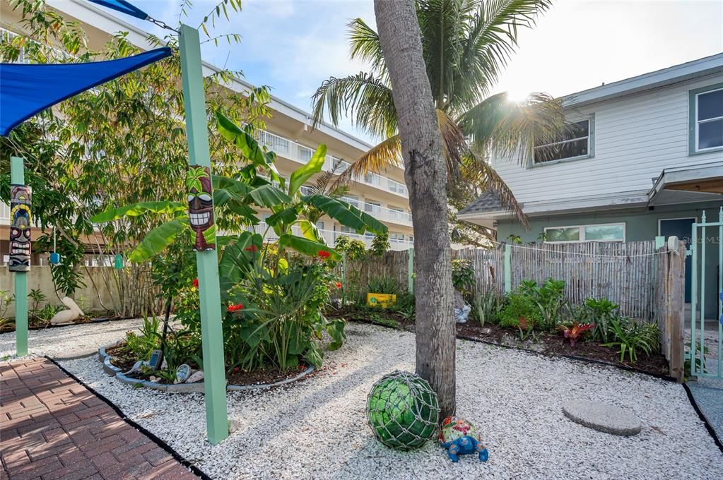 For Sale: $1,800,000 (2 beds, 2 baths, 1468 Square Feet)