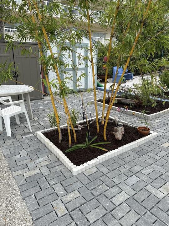 For Sale: $1,800,000 (2 beds, 2 baths, 1468 Square Feet)