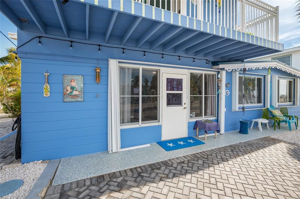 For Sale: $1,800,000 (2 beds, 2 baths, 1468 Square Feet)