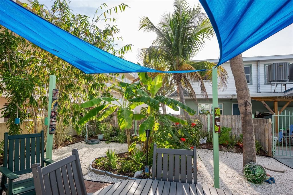 For Sale: $1,800,000 (2 beds, 2 baths, 1468 Square Feet)