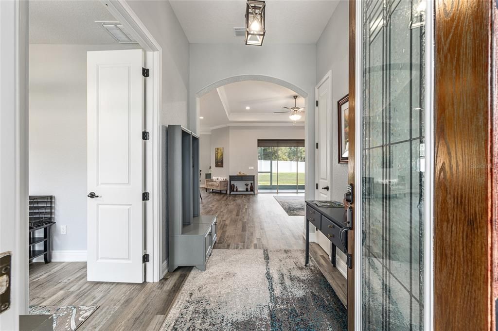 For Sale: $567,750 (4 beds, 2 baths, 2616 Square Feet)