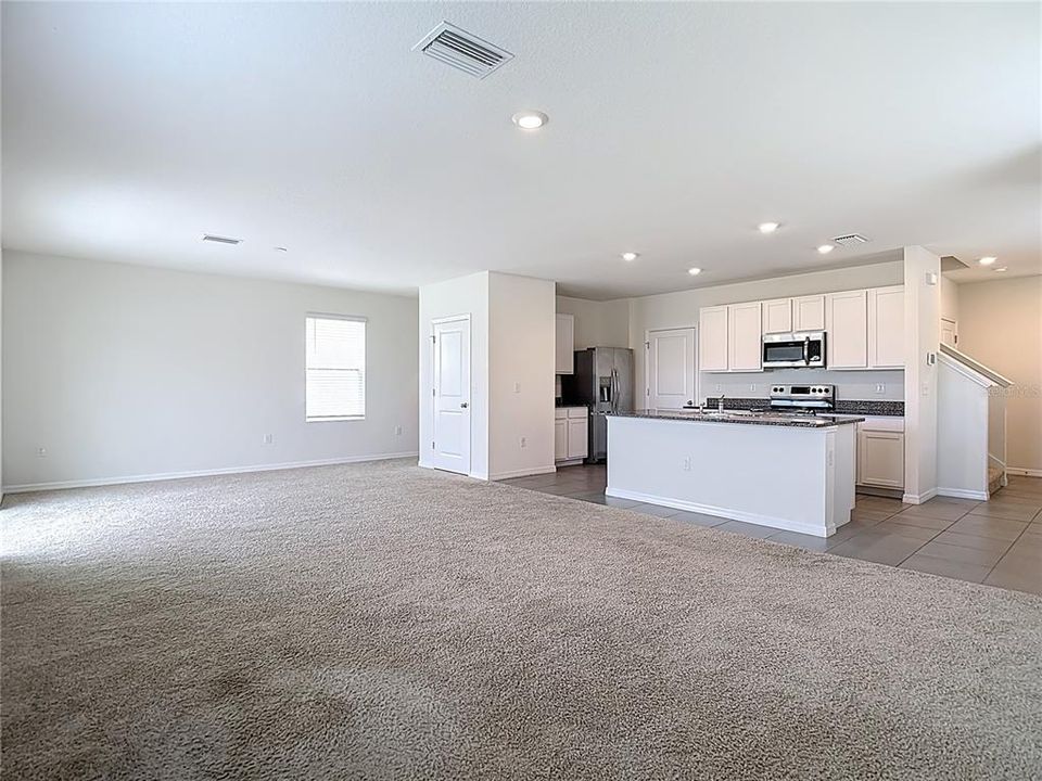 For Rent: $2,500 (4 beds, 2 baths, 2260 Square Feet)