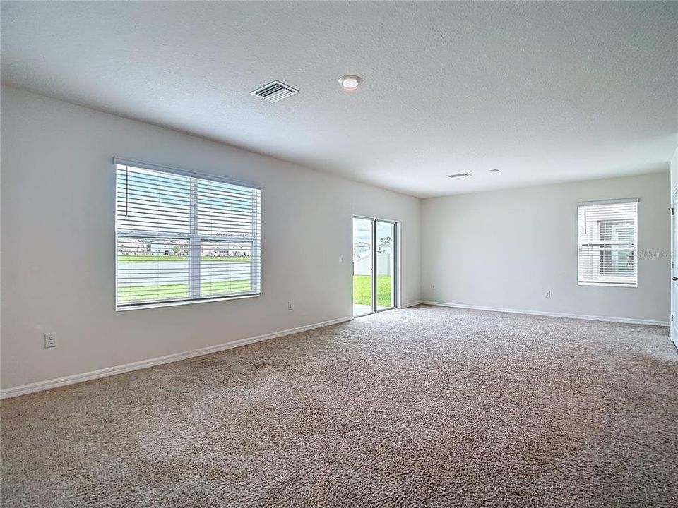 For Rent: $2,500 (4 beds, 2 baths, 2260 Square Feet)