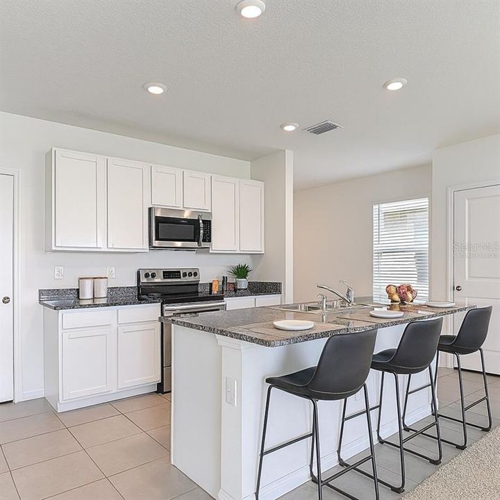 For Rent: $2,500 (4 beds, 2 baths, 2260 Square Feet)