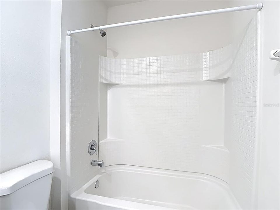 For Rent: $2,500 (4 beds, 2 baths, 2260 Square Feet)