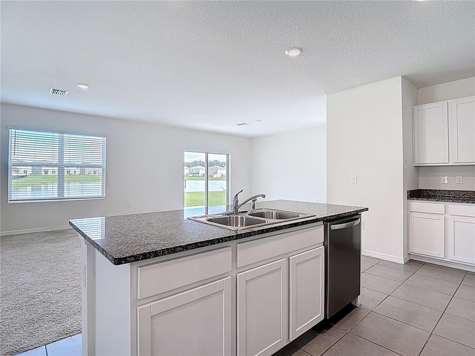 For Rent: $2,500 (4 beds, 2 baths, 2260 Square Feet)