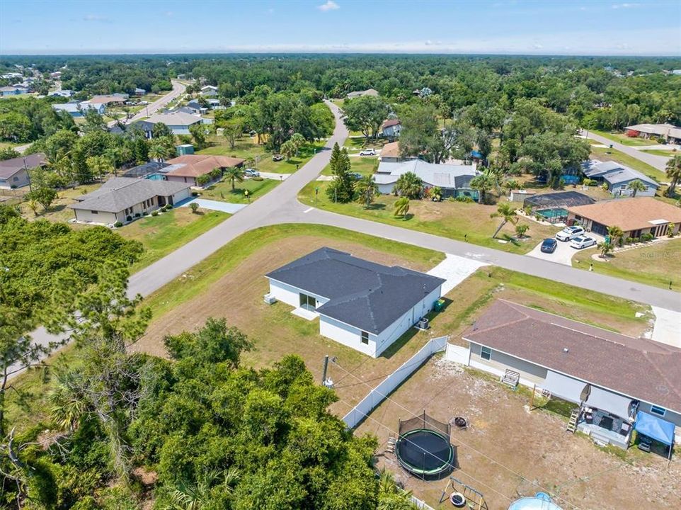 For Sale: $329,990 (4 beds, 2 baths, 1607 Square Feet)