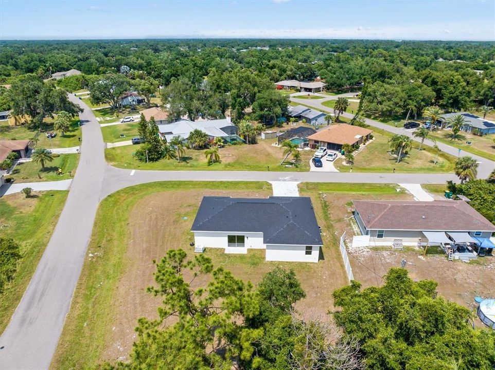 For Sale: $329,990 (4 beds, 2 baths, 1607 Square Feet)