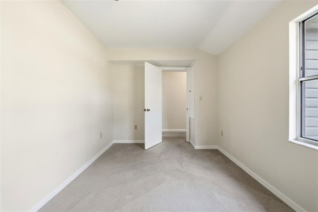 For Sale: $305,000 (3 beds, 1 baths, 1166 Square Feet)