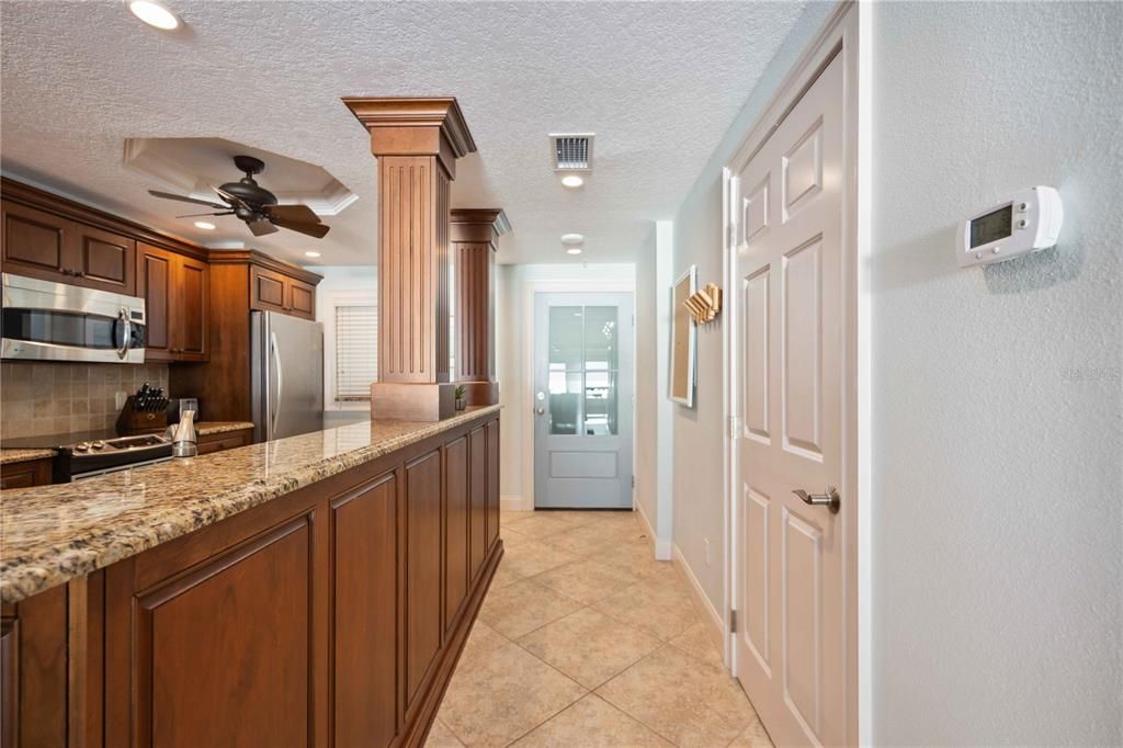 待售: $1,375,000 (2 贝兹, 2 浴室, 1521 平方英尺)