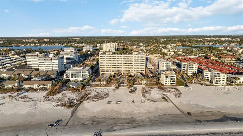 待售: $1,375,000 (2 贝兹, 2 浴室, 1521 平方英尺)