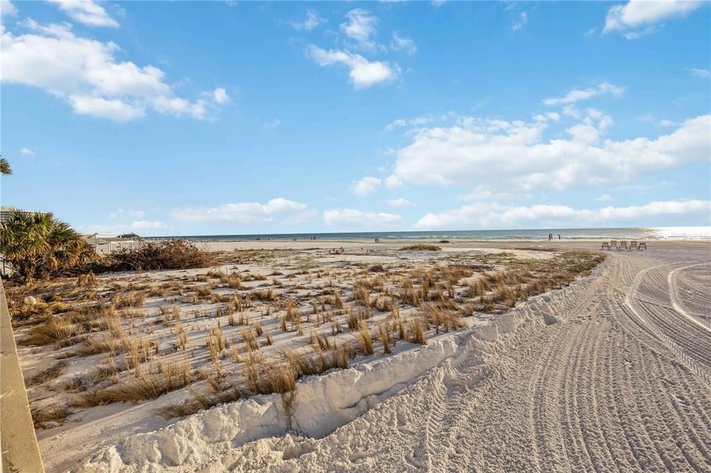 待售: $1,375,000 (2 贝兹, 2 浴室, 1521 平方英尺)