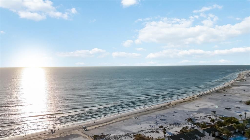 待售: $1,375,000 (2 贝兹, 2 浴室, 1521 平方英尺)