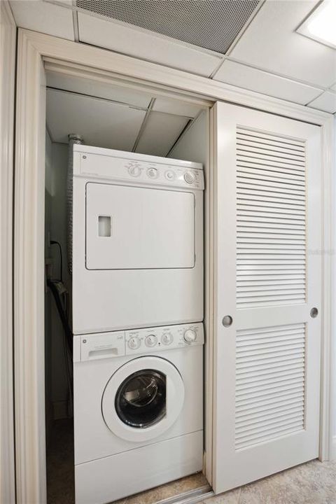 待售: $1,375,000 (2 贝兹, 2 浴室, 1521 平方英尺)