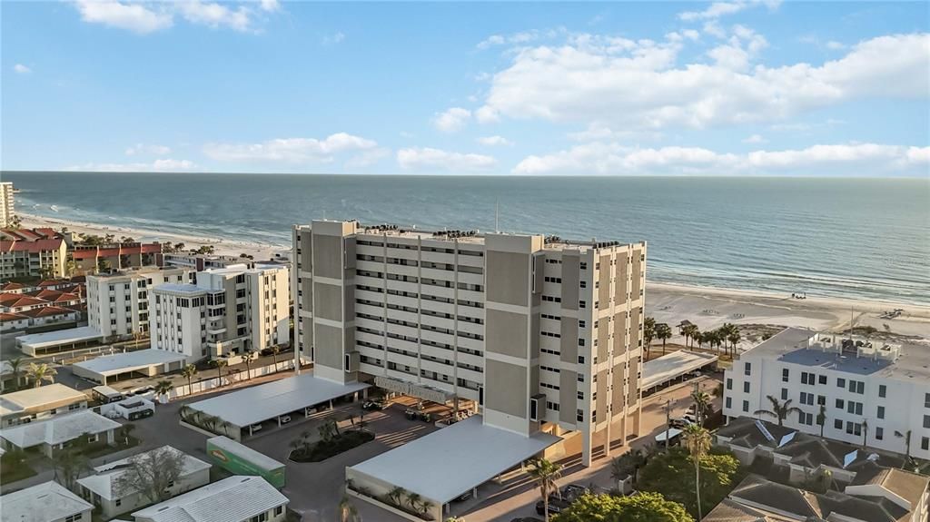 待售: $1,375,000 (2 贝兹, 2 浴室, 1521 平方英尺)