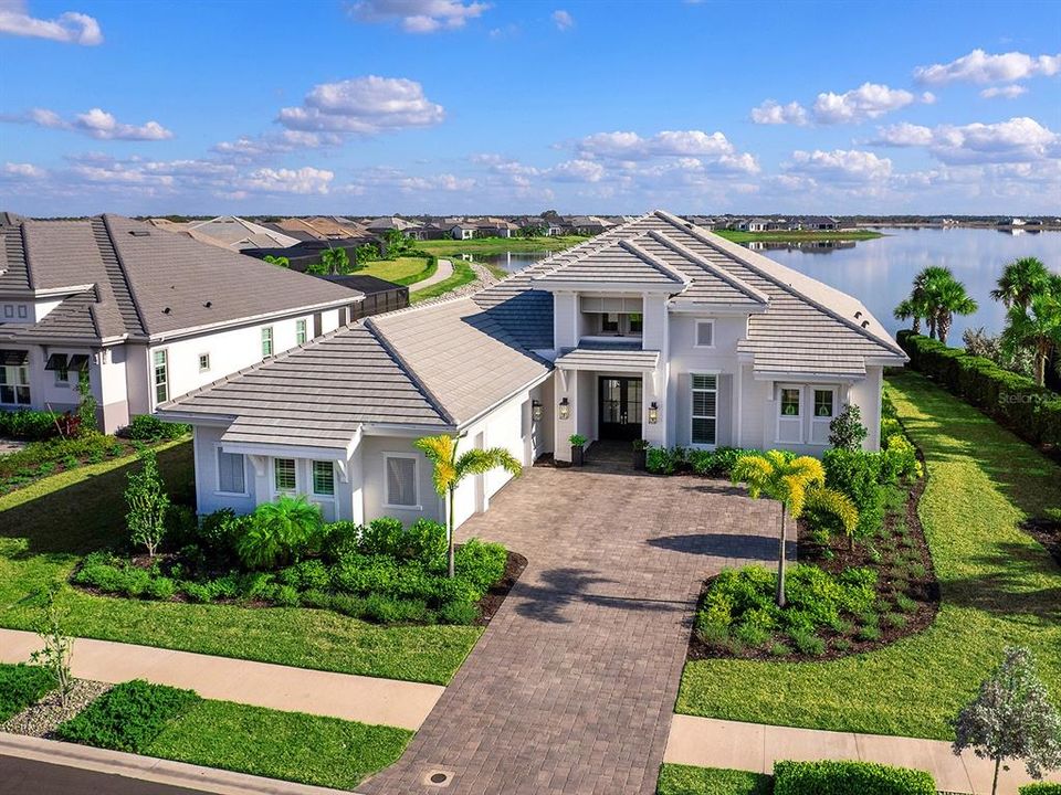 For Sale: $2,450,000 (3 beds, 4 baths, 3054 Square Feet)