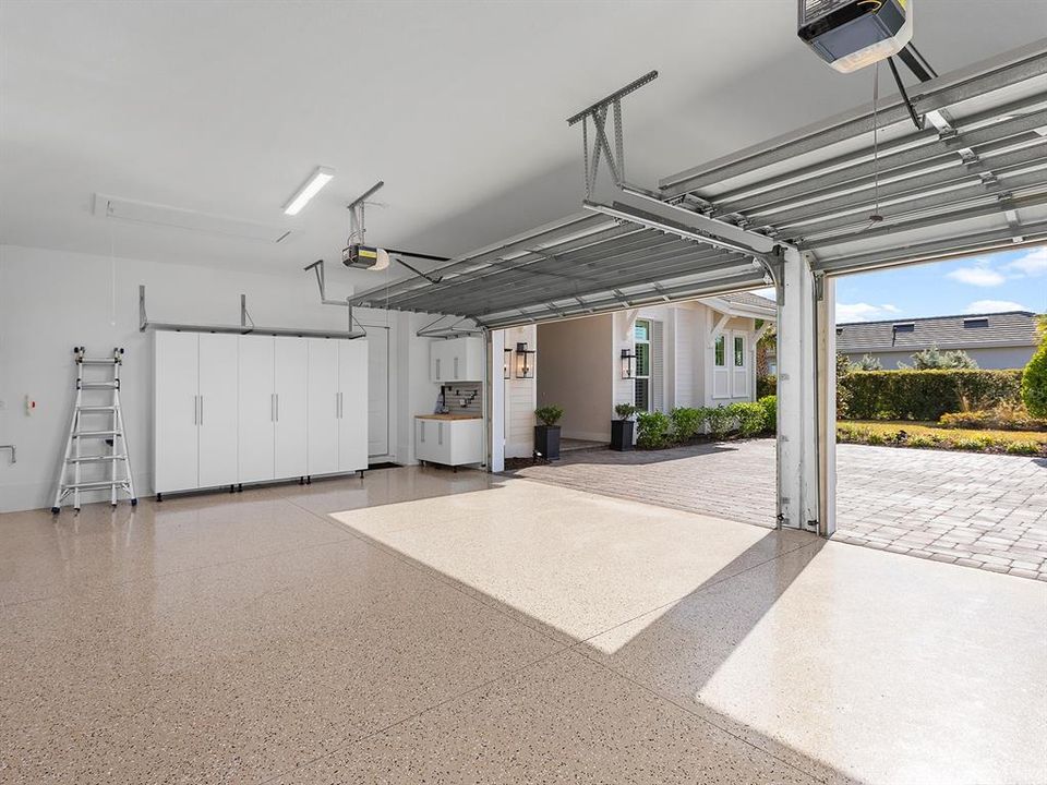 For Sale: $2,450,000 (3 beds, 4 baths, 3054 Square Feet)