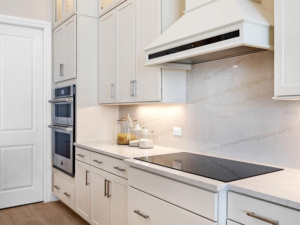 For Sale: $2,450,000 (3 beds, 4 baths, 3054 Square Feet)